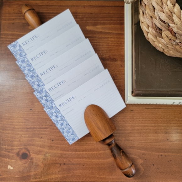 Vintage Wood Rolling Pin Recipe Card Note Letter Holder Home Decor - Picture 8 of 8